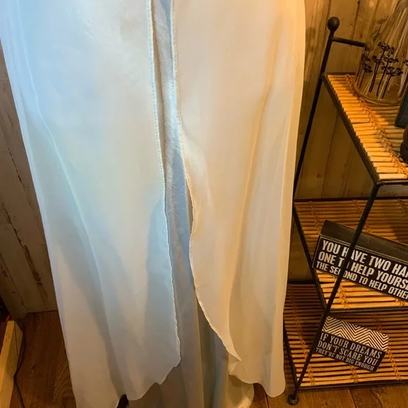 Fiesta vintage sweet gown. Size medium. - Picture 4 of 8